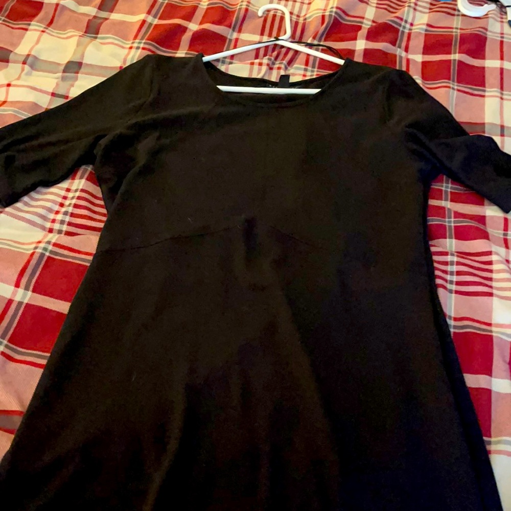 Attention black short sleeve midi dress
